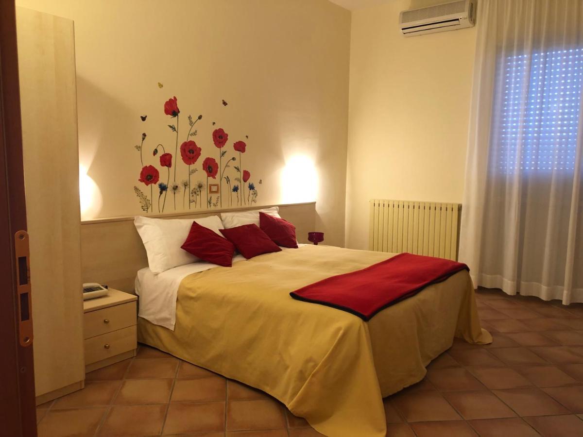 Hotel Di Rocco Лорето-Апрутино Экстерьер фото